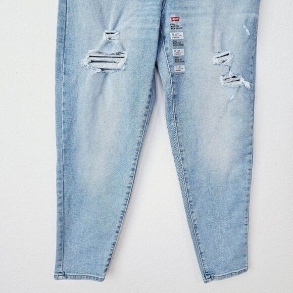 New! Levi's Silvertab High Waisted Mom Jean Distressed Tapered Leg Jeans - Picture 6 of 14